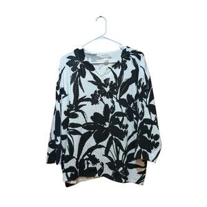 Alfred Dunner Ladies Black-White Studded Floral Shirt 3XL  NWOT SEE Discription